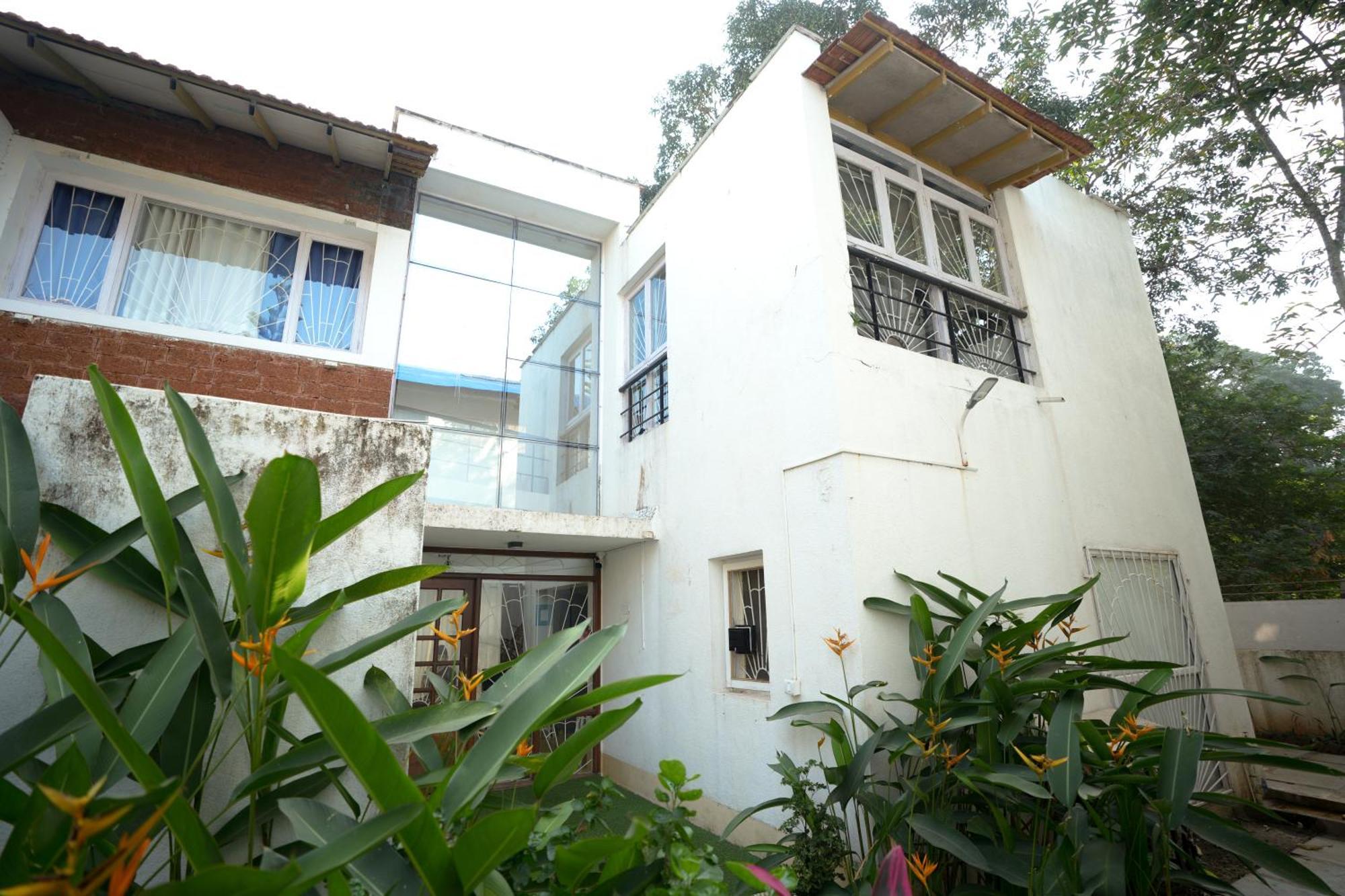 Villa M - Solitude 2 Candolim Goa 3Bhk, Pool Facing, Near Beach, Free Breakfast, Free Wifi And Prime Location Buitenkant foto